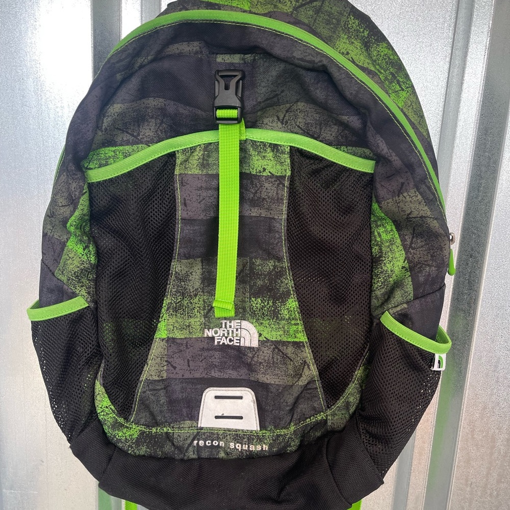 Northface Recon Squash Backpack - Picture 13 of 16